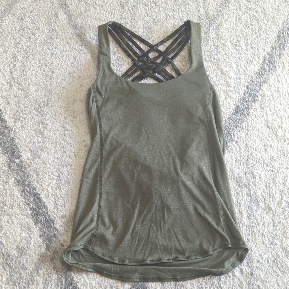 Lululemon Free to be Wild Tank Top, size 2